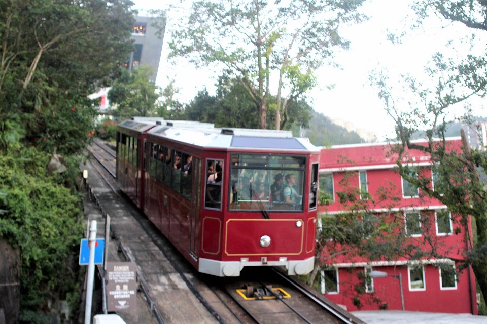 Victoria peak tram hong kong