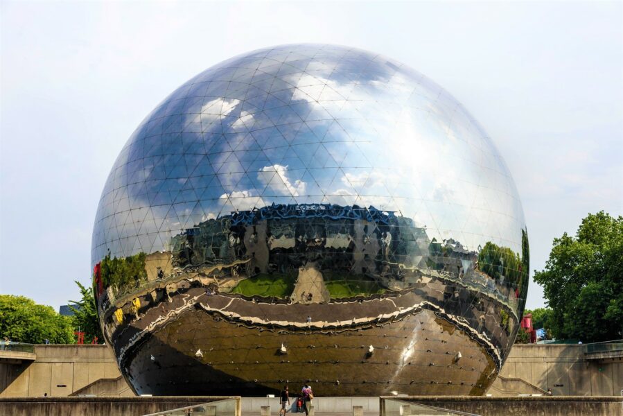 Family Trip to Paris - Cité des Sciences et de l’Industrie