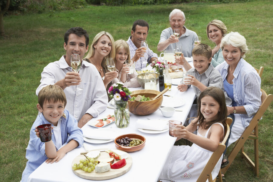 Family Picnic with fresh food, wine & lemonade.