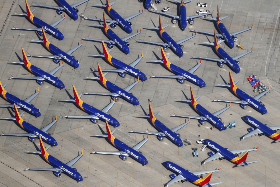 Southwest Airlines operates over 700 Boeing 737s, the largest operator of this type of aircraft in the world.
Ultimate Guide to Size for Carry On Luggage